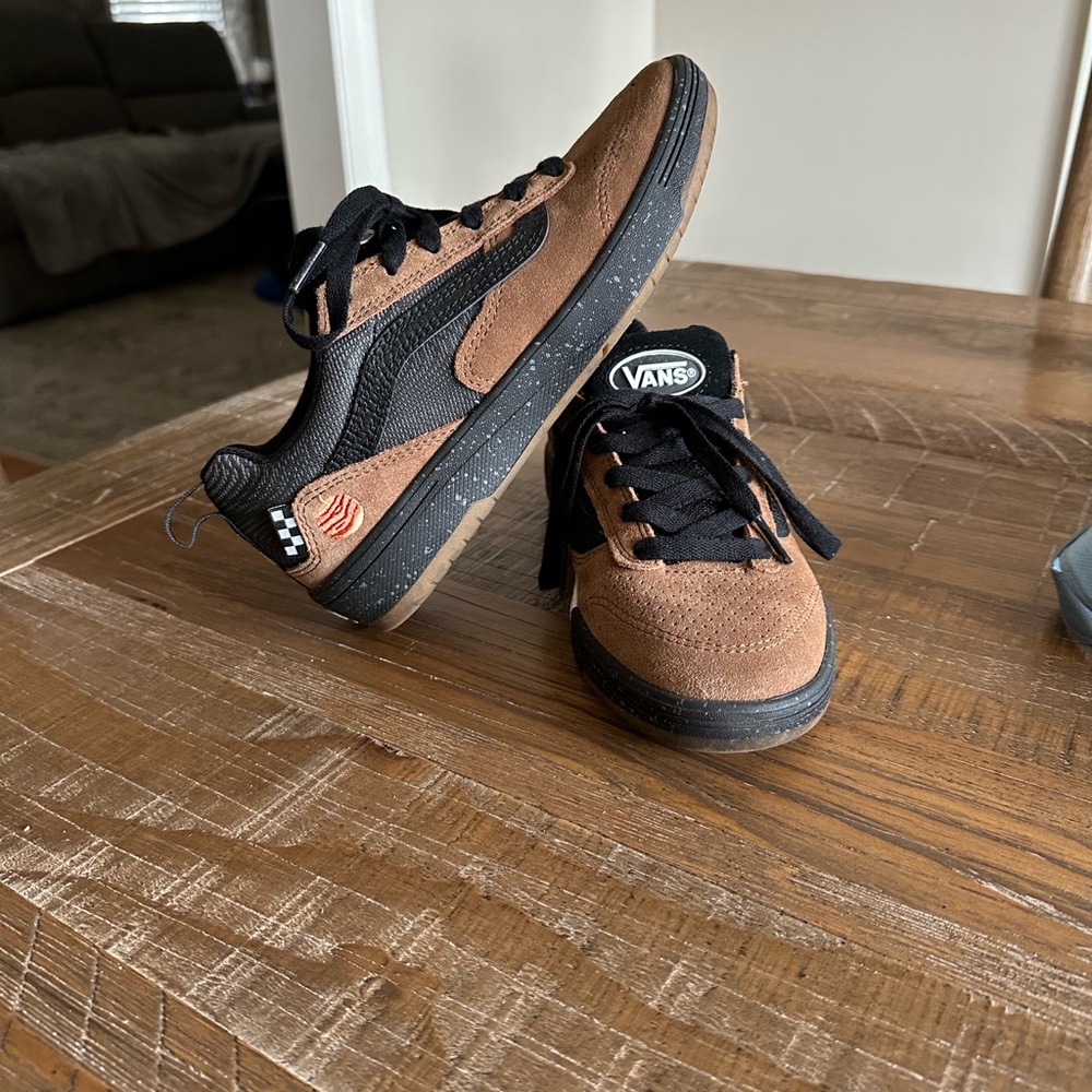 Vans Brown and Black Suede Sneakers - Picture 3 of 9